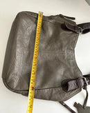 White stuff leather ag